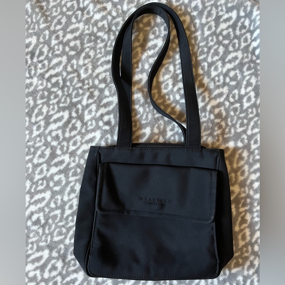 KENNETH COLE REACTION VINTAGE NYLON TOTE BAG